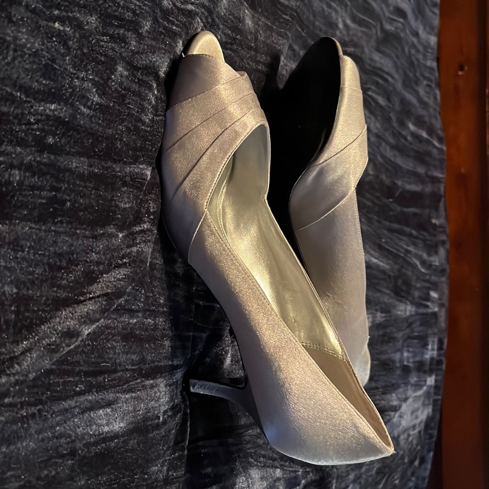 Beautiful silver peep toe shoes
